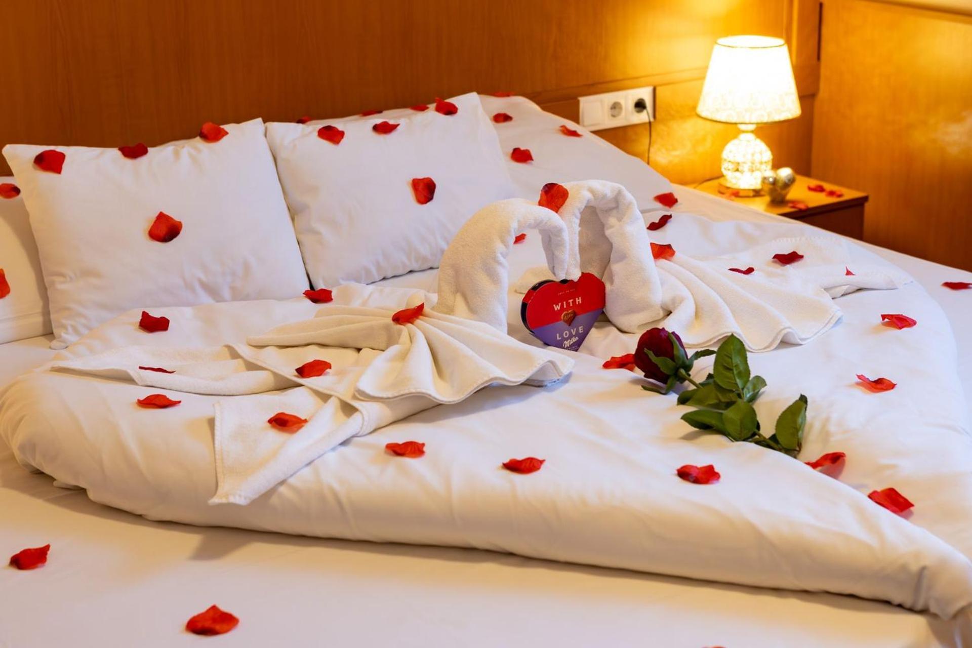 Hotel Barbakan Печ Екстер'єр фото