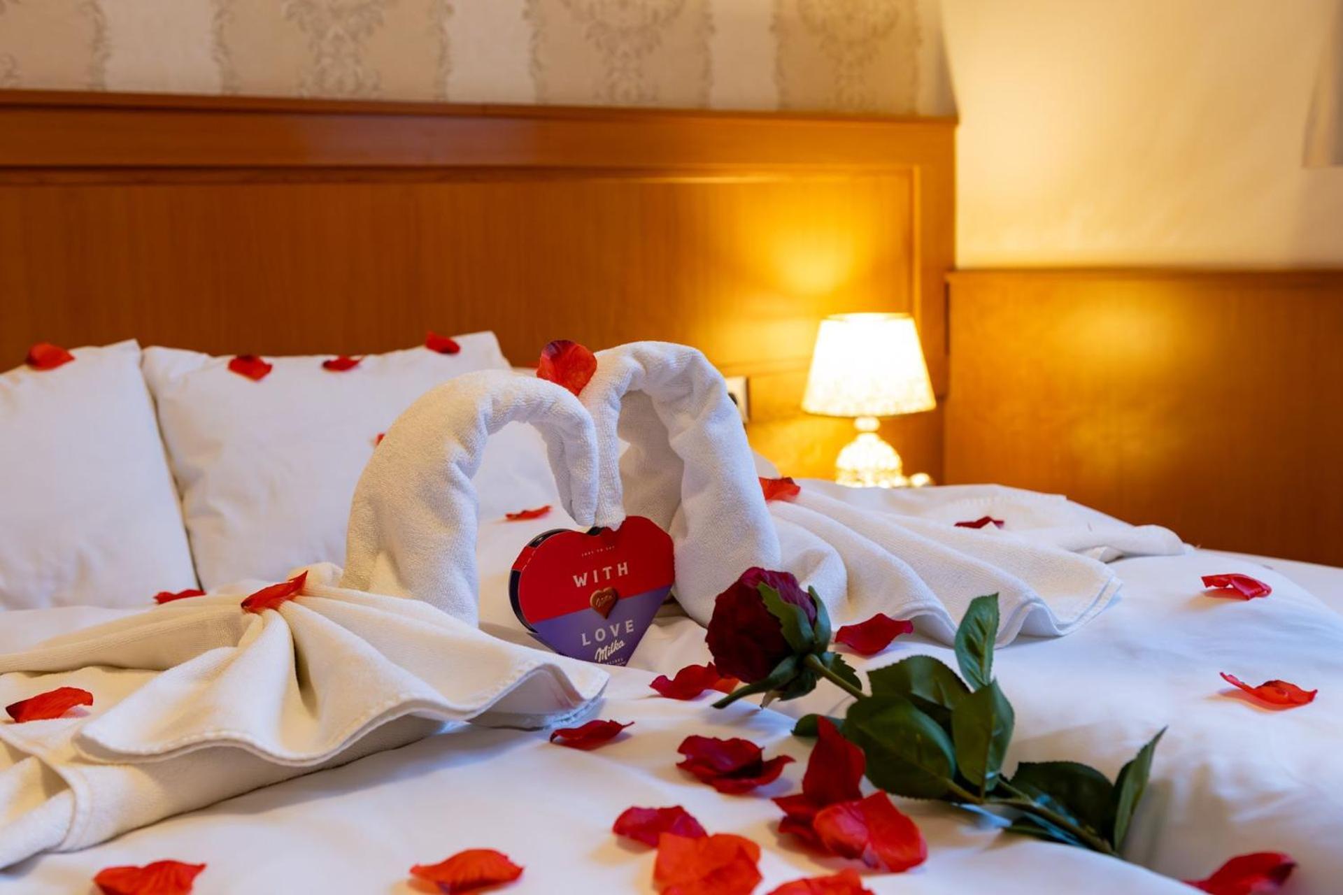 Hotel Barbakan Печ Екстер'єр фото