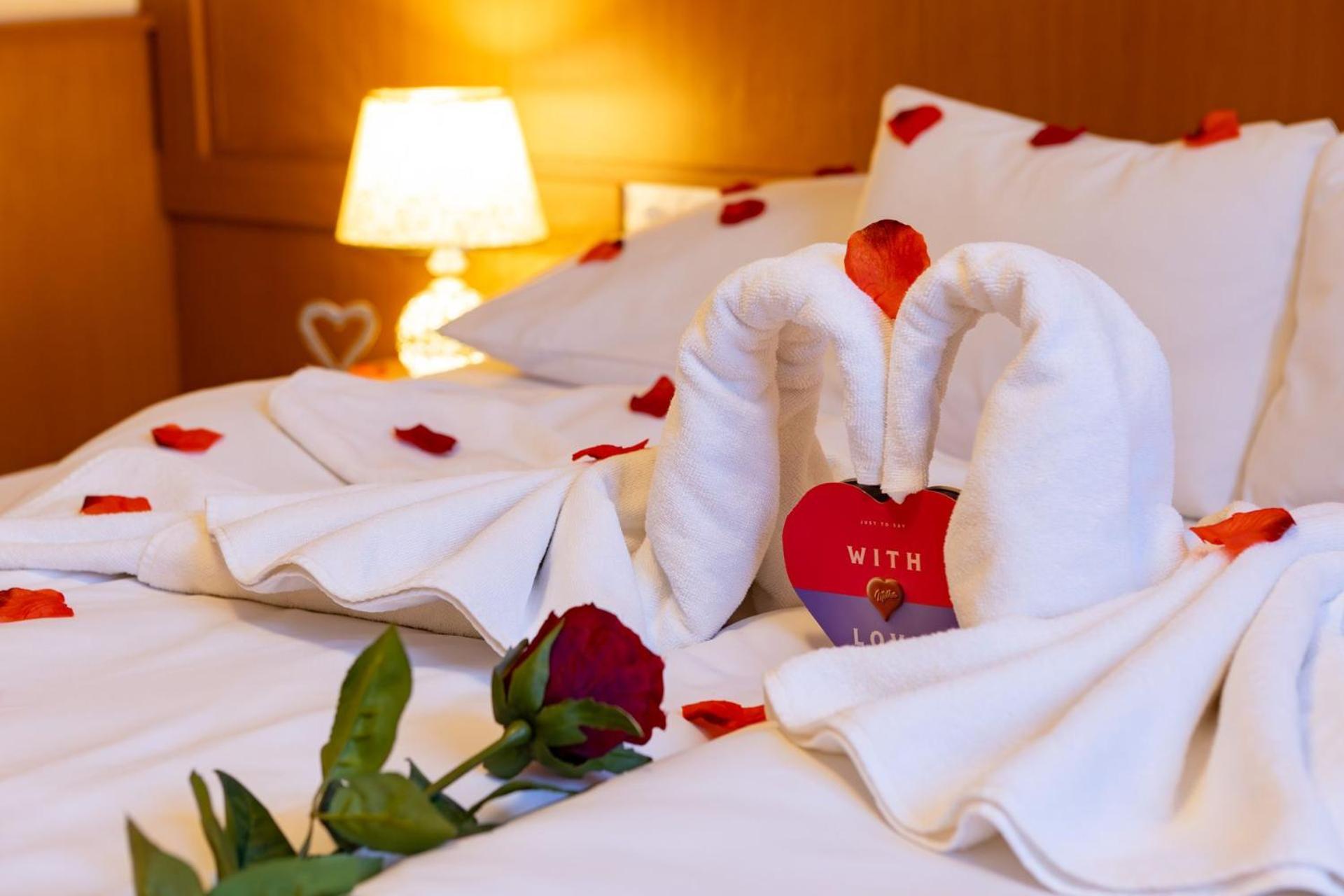 Hotel Barbakan Печ Екстер'єр фото